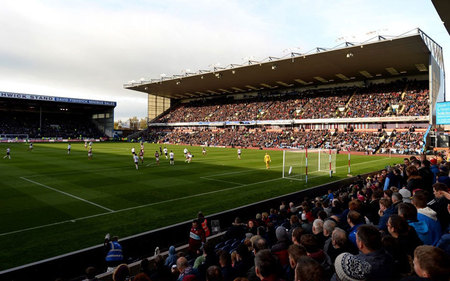 26日NBA前瞻:东契奇首战独行侠成焦点 詹杜库能否同日赢球?.